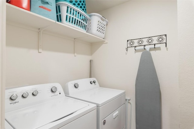 204 Peony Ln, Jarrell, TX 76537 - clothes washing area featuring washing machine and clothes dryer