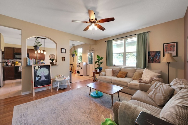 213 Sapphire Ln, Jarrell, TX 76537 - living area featuring ceiling fan and light wood-type flooring