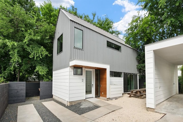 404 W Milton St, Austin, TX 78704 - view of front facade with metal roof