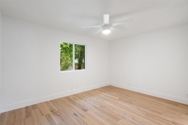 1800 Nicole Cir, Round Rock, TX 78664 - spare room featuring baseboards, light wood-type flooring, and a ceiling fan