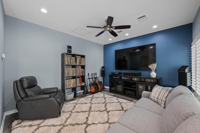906 Texas Trl, Austin, TX 78737 - living area featuring ceiling fan, wood finished floors, baseboards, and recessed lighting