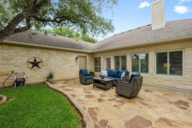 906 Texas Trl, Austin, TX 78737 - view of patio featuring an outdoor hangout area