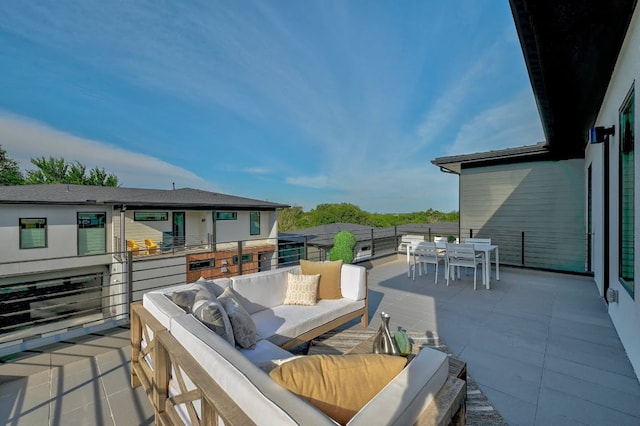 2800 Del Curto Rd Unit 9, Austin, TX 78704 - view of patio featuring outdoor lounge area and outdoor dining space