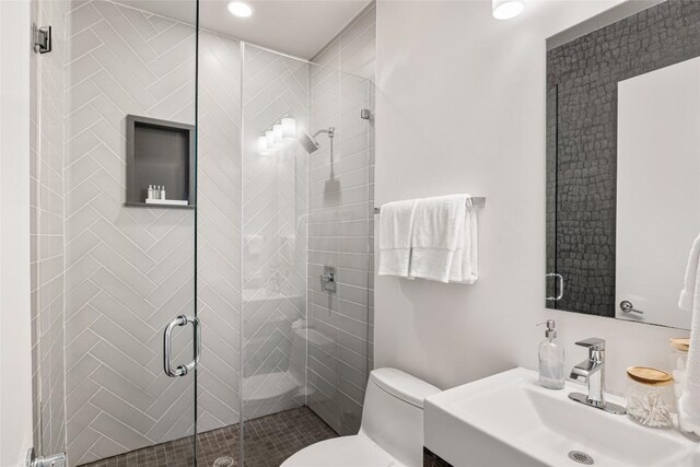1103 12th St E, Austin, TX 78702 - full bath with toilet, a stall shower, vanity, and recessed lighting