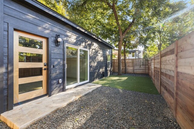 1209 Canterbury St, Austin, TX 78702 - photo 18