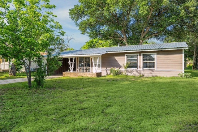 710 Dyer St, Rockdale, TX 76567 - photo 1