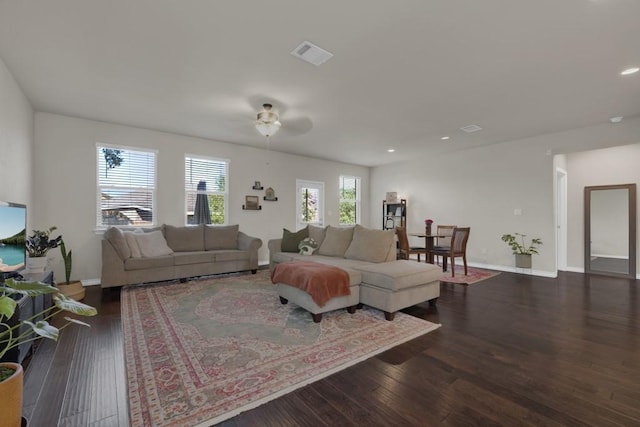 106 Mary Max Cv, San Marcos, TX 78666 - living area featuring wood-type flooring, ceiling fan, baseboards, and recessed lighting