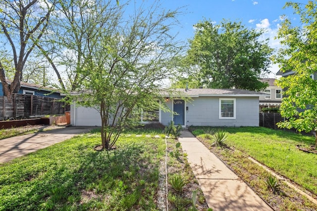 view of front of home featuring concrete driveway