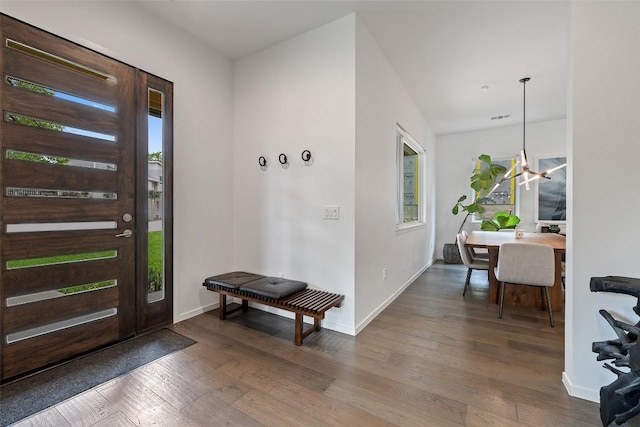2500 Cedarview Dr, Austin, TX 78704 - foyer entrance featuring wood finished floors and baseboards