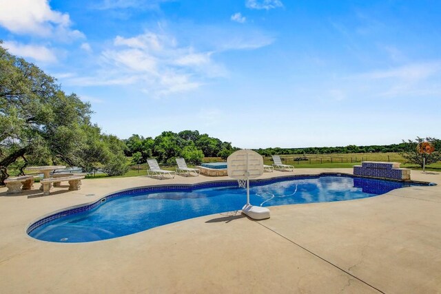 603 Watterson Rd Unit B, Bastrop, TX 78602 - swimming pool with a patio area