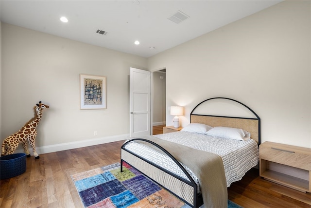302 Bent Tree Ct, West Lake Hills, TX 78746 - bedroom featuring wood finished floors, baseboards, and recessed lighting