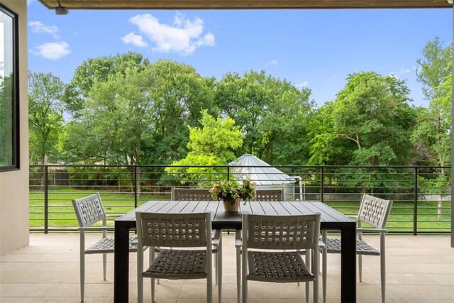 302 Bent Tree Ct, West Lake Hills, TX 78746 - view of patio / terrace with outdoor dining space
