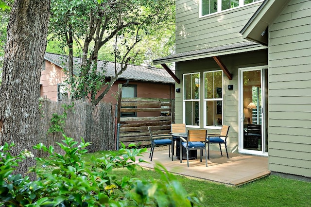 1406 Cometa St Unit 1, Austin, TX 78721 - view of patio with fence