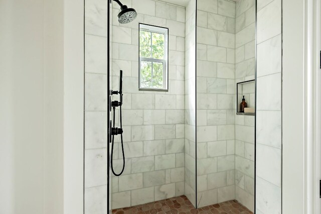 1406 Cometa St Unit 1, Austin, TX 78721 - bathroom with a walk in shower