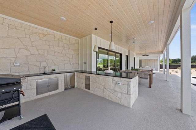 298 Glenview Cir, Belton, TX 76513 - view of patio with an outdoor kitchen