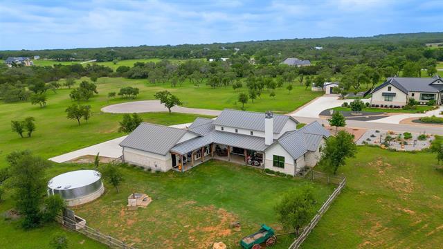 235 Mr Charlie Ln, Round Mountain, TX 78663 - photo 5