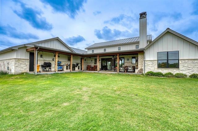 235 Mr Charlie Ln, Round Mountain, TX 78663 - photo 8