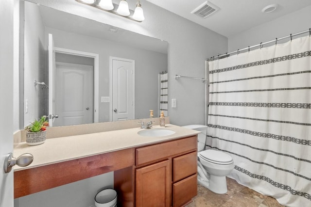 806 Sawbuck Dr, Pflugerville, TX 78660 - bathroom featuring vanity and a shower with shower curtain