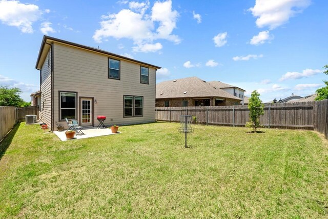 806 Sawbuck Dr, Pflugerville, TX 78660 - rear view of house featuring a patio area and a fenced backyard