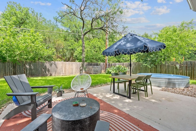 view of patio with outdoor dining space