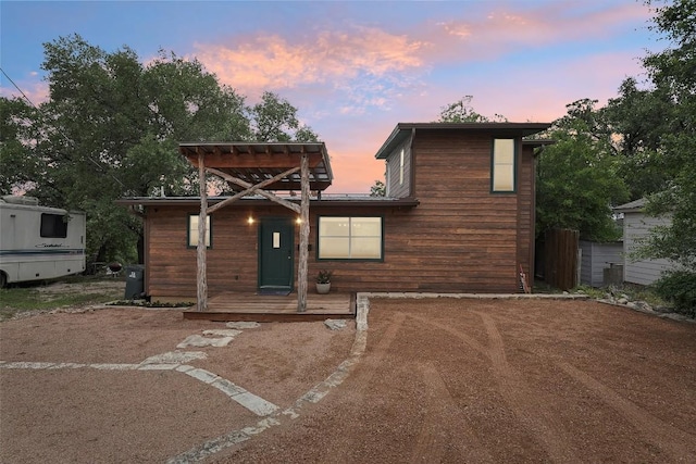 913 Lake Shore Dr, Spicewood, TX 78669 - view of chalet / cabin