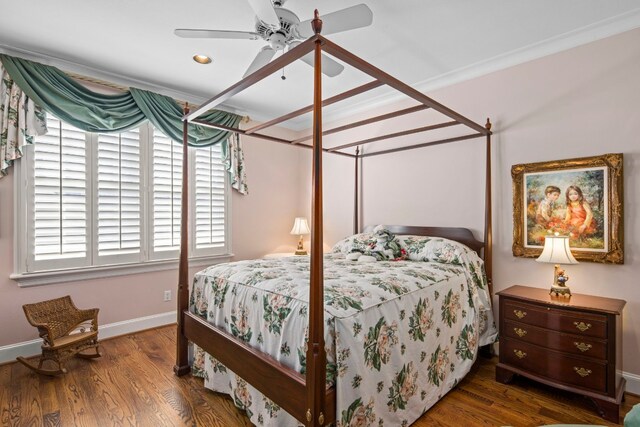 124 Florentine, Horseshoe Bay, TX 78657 - bedroom featuring wood finished floors, baseboards, and ceiling fan