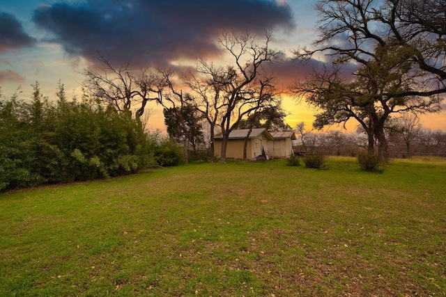 508 Lee St N, Round Rock, TX 78664 - view of green lawn featuring an outdoor structure