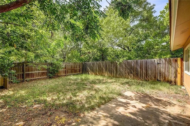 10400 Burmaster Ln Unit A, Austin, TX 78750 - fenced backyard with a patio area