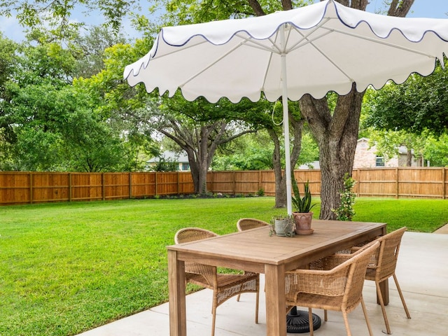 view of patio / terrace featuring outdoor dining space