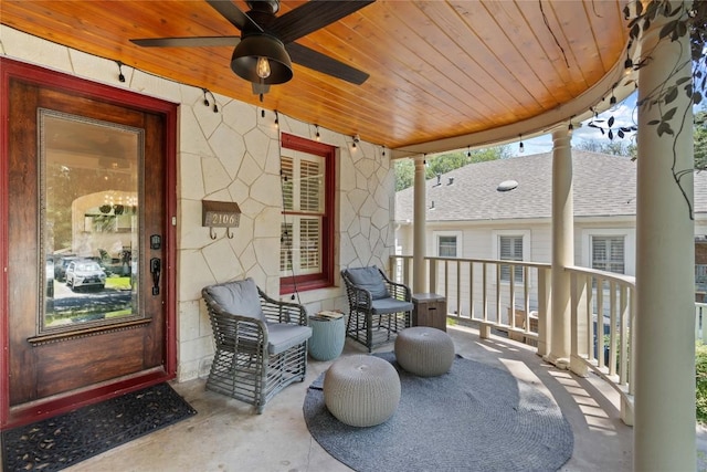 2106 Kenwood Ave, Austin, TX 78704 - view of patio / terrace