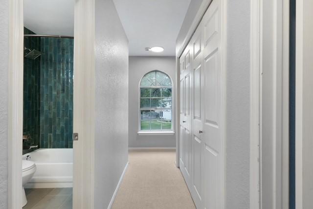 6200 La Naranja Ln, Austin, TX 78749 - corridor with baseboards