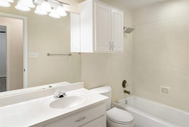 160 Turkey Run, Meadowlakes, TX 78654 - full bath with bathing tub / shower combination, toilet, and vanity