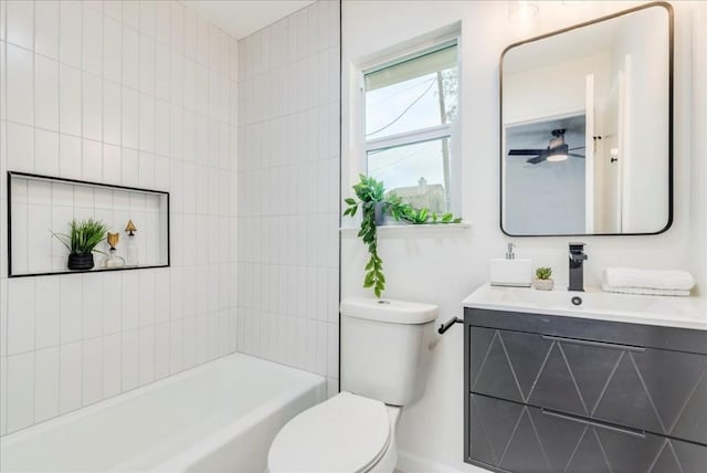 9606 Dallum Dr, Austin, TX 78753 - bathroom featuring toilet, vanity, and baseboards