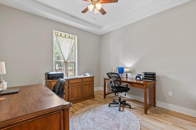 113 N Buckhorn Dr, Bastrop, TX 78602 - office with light wood-style flooring, a ceiling fan, and baseboards