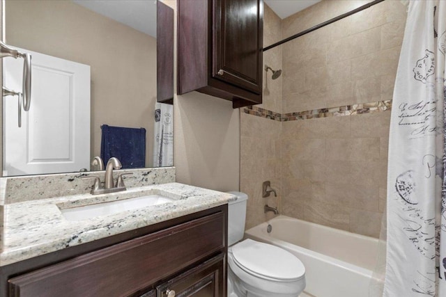 113 N Buckhorn Dr, Bastrop, TX 78602 - full bath featuring vanity, shower / bath combination with curtain, and toilet