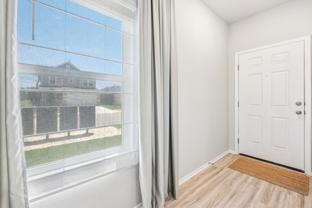 11 Bent Trail Ln, Georgetown, TX 78628 - entryway featuring wood finished floors and baseboards