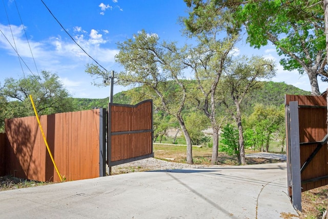 13451 Bullick Hollow Rd, Austin, TX 78726 - gate featuring fence