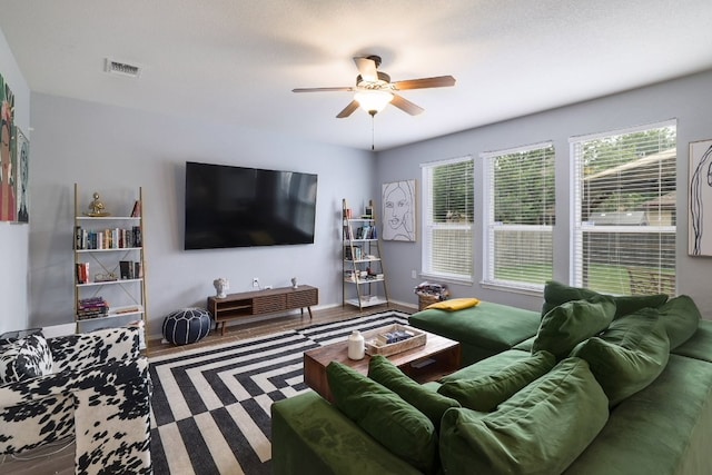8716 Panadero Dr, Austin, TX 78747 - photo 4