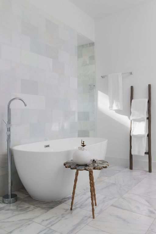 1800 Bay Hill Dr, Austin, TX 78746 - full bath with marble finish floors and a soaking tub