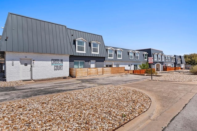 300 E Croslin St Unit 114, Austin, TX 78752 - photo 15