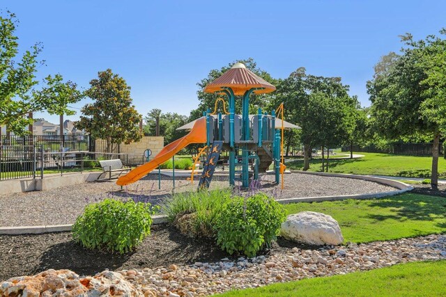 212 Mauldin St, Georgetown, TX 78628 - view of community play area