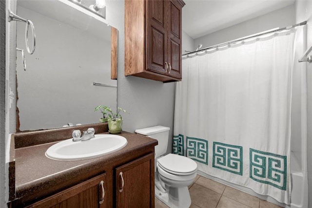 5228 Bantom Woods Bnd, Austin, TX 78724 - bathroom featuring toilet, tile patterned floors, and vanity