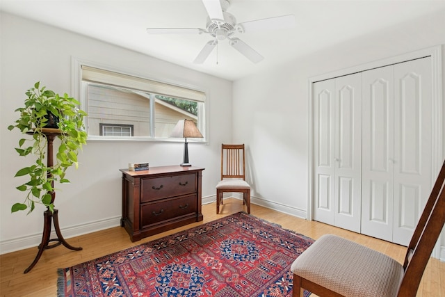 3000 Greenlawn Pkwy, Austin, TX 78757 - sitting room featuring light wood-style flooring, baseboards, and ceiling fan