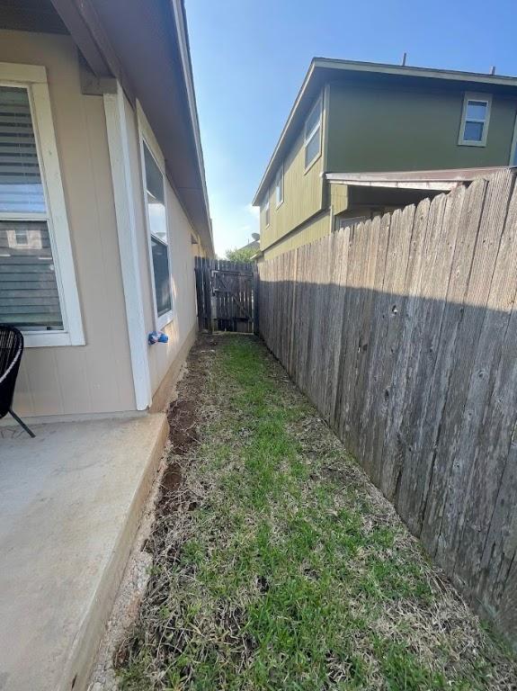 235 Hay Barn St, San Marcos, TX 78666 - photo 23
