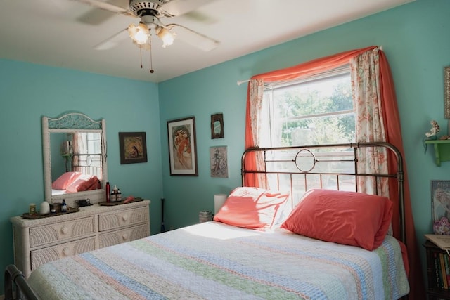 1305 Larkspur Rd, Austin, TX 78758 - bedroom featuring ceiling fan