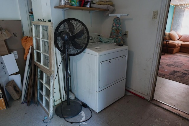 1305 Larkspur Rd, Austin, TX 78758 - clothes washing area featuring washer / clothes dryer and light flooring