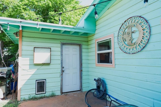 1305 Larkspur Rd, Austin, TX 78758 - view of entrance to property