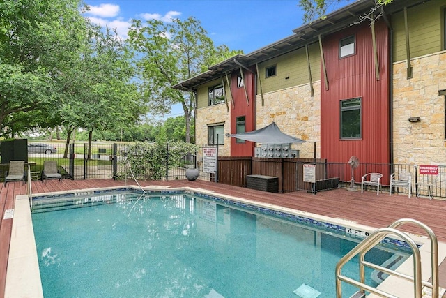 3200 Grandview St Unit 15, Austin, TX 78705 - community pool featuring a wooden deck