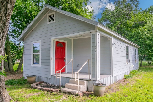 406 W Tyson Ave, Cameron, TX 76520 - photo 1