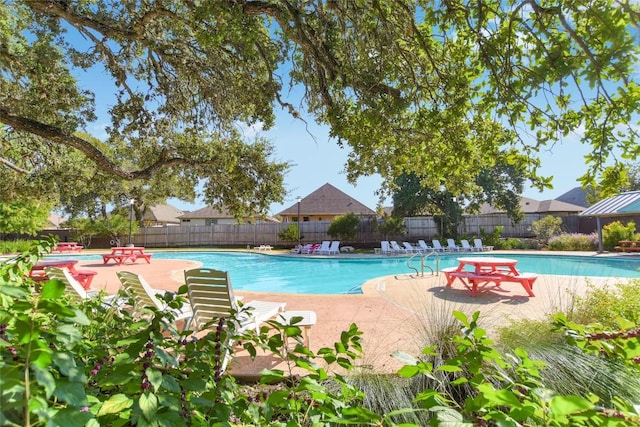 1812 Morts Pl, Manchaca, TX 78652 - community pool featuring a patio area